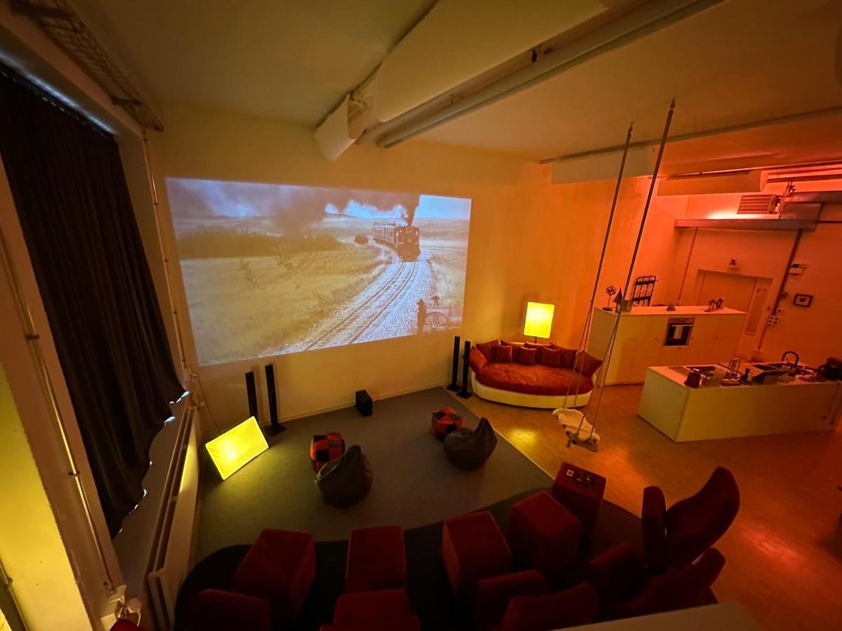 Loft With Home Cinema Triesenberg Eksteriør billede